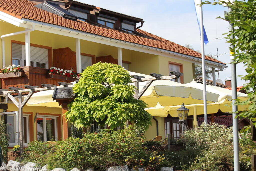 Allgau Landhotel Oberreute Bagian luar foto