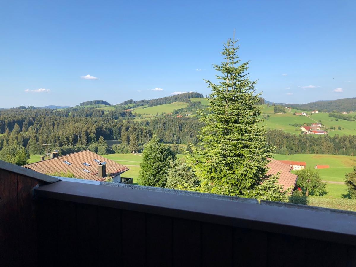 Allgau Landhotel Oberreute Bagian luar foto