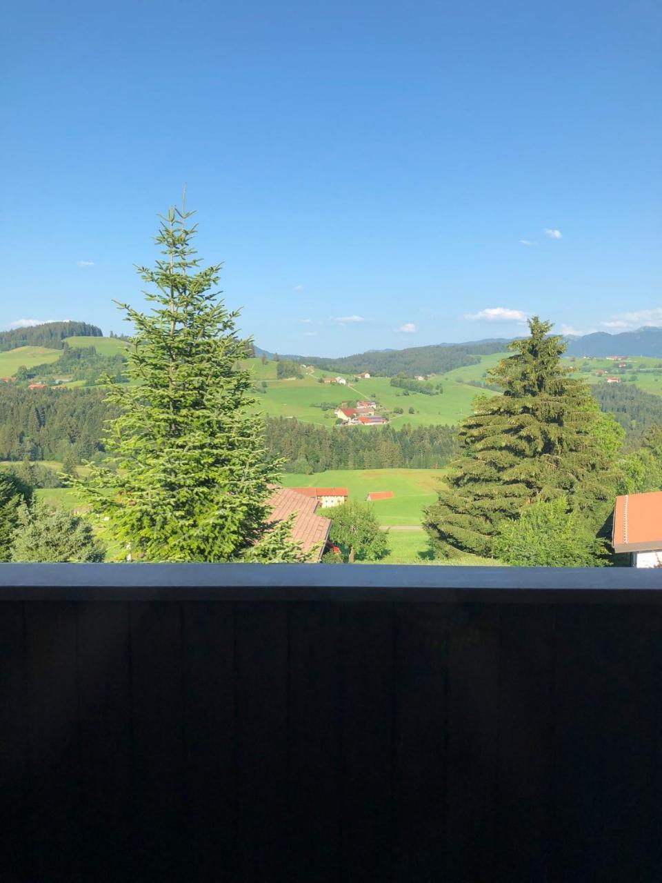 Allgau Landhotel Oberreute Bagian luar foto