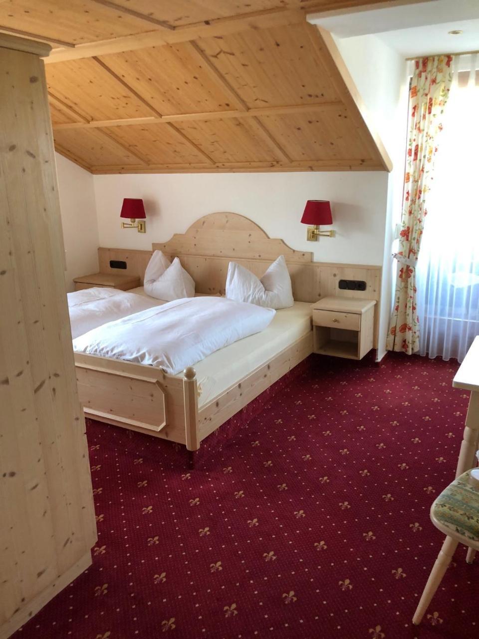 Allgau Landhotel Oberreute Bagian luar foto