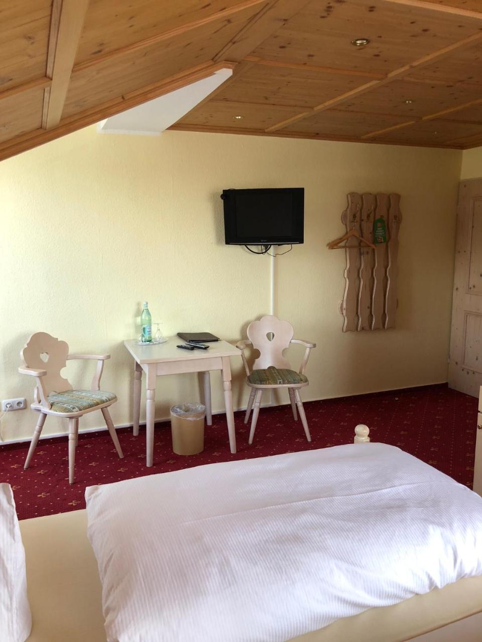 Allgau Landhotel Oberreute Bagian luar foto